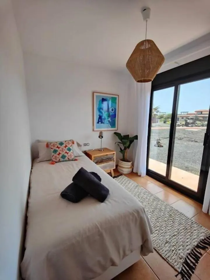 Villa Moana Vistas Al Mar Y Jacuzzi Lajares